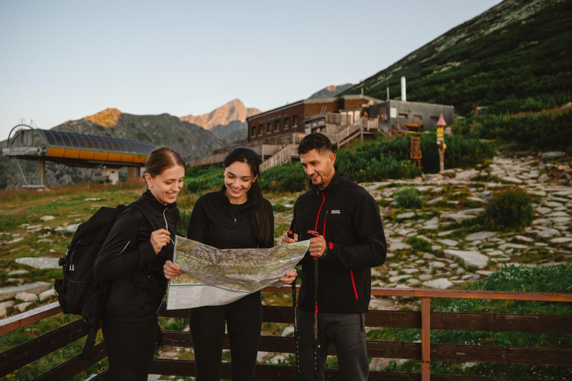 Horska Chata Pod Soliskom Vysoke Tatry Luaran gambar